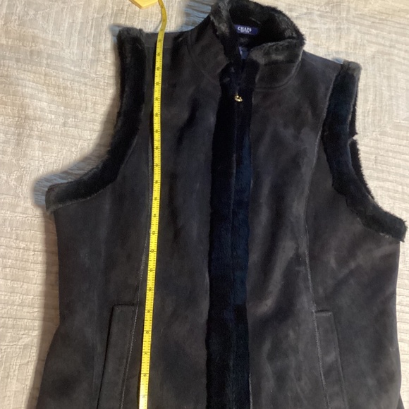 Chaps faux fur lined women’s suede vest - Picture 3 of 8